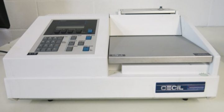 UV-VIS spektrometer, CECIL 3055