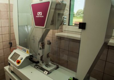 Meranie rázovej húževnatosti metódou Sharpy